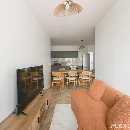 Ferienhaus Modern In Spacious T7 In 20 *